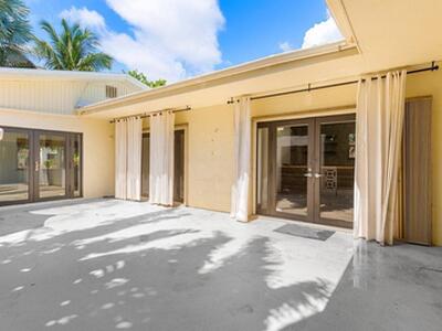 517 29th Street E, West Palm Beach, FL 33407