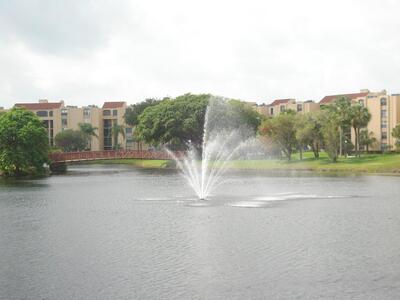 450 Egret Circle, Delray Beach, FL 33444