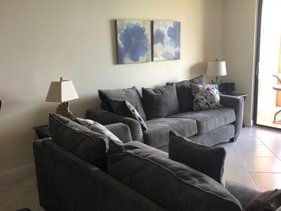 450 Egret Circle, Delray Beach, FL 33444