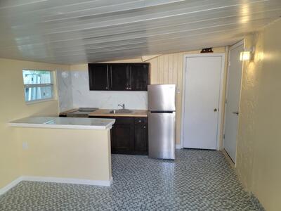 5821 S 38th Street, Greenacres, FL 33463