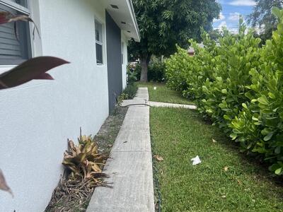 2016 Dock Street, West Palm Beach, FL 33401