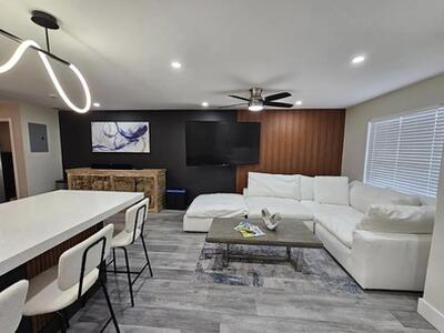 2016 Dock Street, West Palm Beach, FL 33401