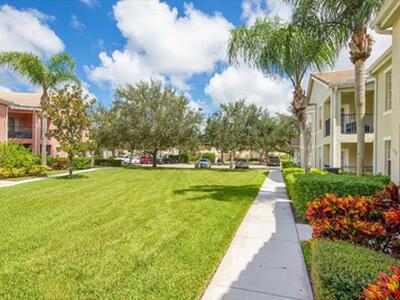 166 SW Peacock Boulevard, Port Saint Lucie, FL 34986