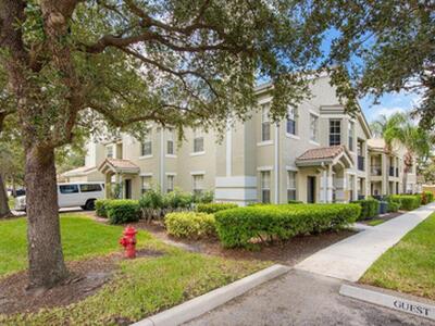 166 SW Peacock Boulevard, Port Saint Lucie, FL 34986