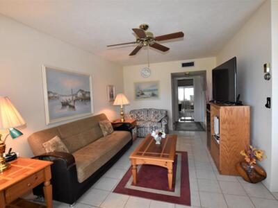 3240 Lake Osborne Drive, Lake Worth Beach, FL 33461