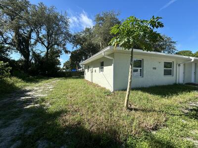2133 Sibley Avenue, Fort Pierce, FL 34982