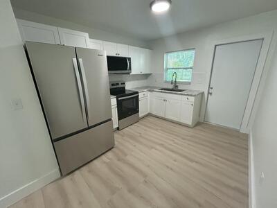 2133 Sibley Avenue, Fort Pierce, FL 34982