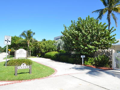 4750 S Ocean Boulevard S, Highland Beach, FL 33487