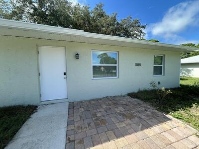 2135 Sibley Avenue, Fort Pierce, FL 34982