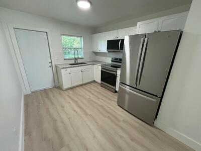 2135 Sibley Avenue, Fort Pierce, FL 34982