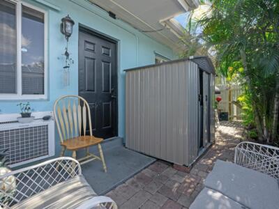 237 NE 12th Street, Delray Beach, FL 33444