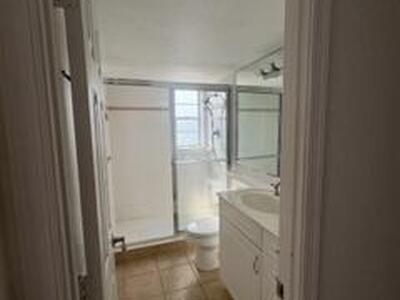 1000 Spanish River Road, Boca Raton, FL 33432