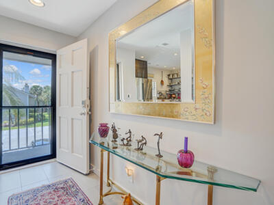 102 Clubhouse Circle, Jupiter, FL 33477