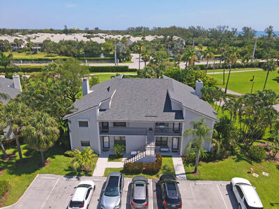 102 Clubhouse Circle, Jupiter, FL 33477