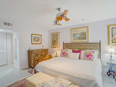 102 Clubhouse Circle, Jupiter, FL 33477