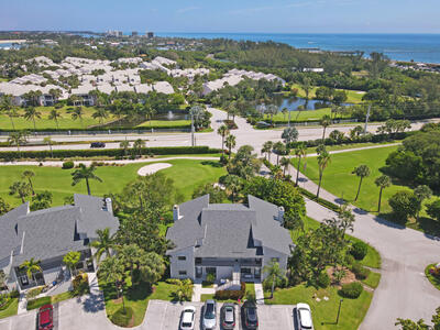 102 Clubhouse Circle, Jupiter, FL 33477