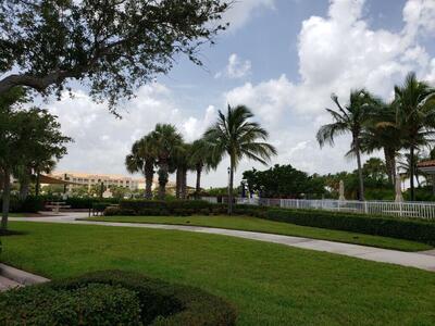 31 Harbour Isle Drive W, Fort Pierce, FL 34949