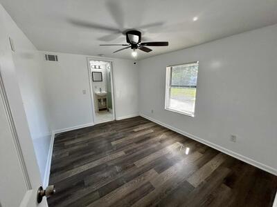 356 SE Prima Vista Boulevard, Port Saint Lucie, FL 34983