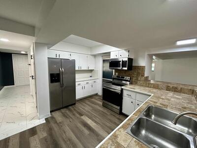 356 SE Prima Vista Boulevard, Port Saint Lucie, FL 34983