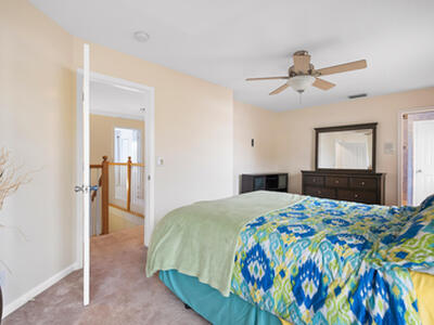 661 NE Zebrina Senda, Jensen Beach, FL 34957