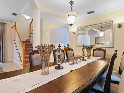 661 NE Zebrina Senda, Jensen Beach, FL 34957