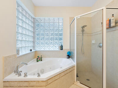 661 NE Zebrina Senda, Jensen Beach, FL 34957