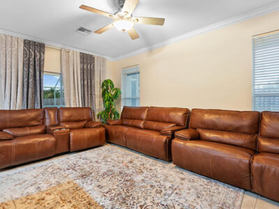 661 NE Zebrina Senda, Jensen Beach, FL 34957