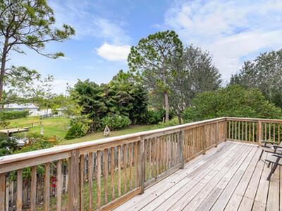 661 NE Zebrina Senda, Jensen Beach, FL 34957