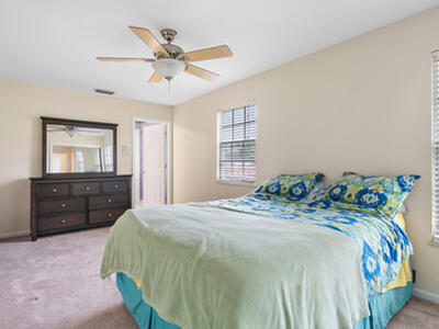 661 NE Zebrina Senda, Jensen Beach, FL 34957