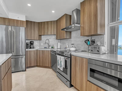 5200 N Ocean Drive, Singer Island, FL 33404