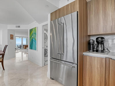 5200 N Ocean Drive, Singer Island, FL 33404
