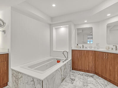 5200 N Ocean Drive, Singer Island, FL 33404