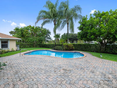 13773 Sheffield Street, Wellington, FL 33414