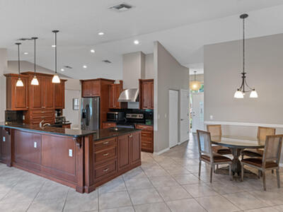 13773 Sheffield Street, Wellington, FL 33414