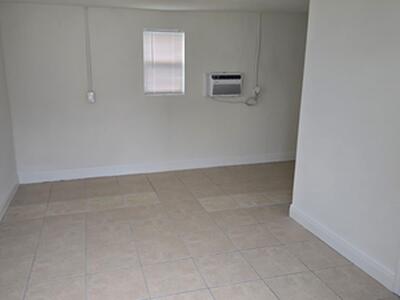 632 W 2nd Street, Riviera Beach, FL 33404