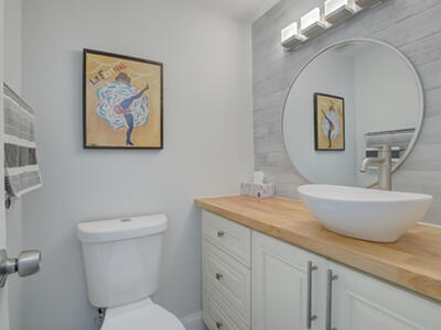 500 Bayview Drive, Sunny Isles Beach, FL 33160