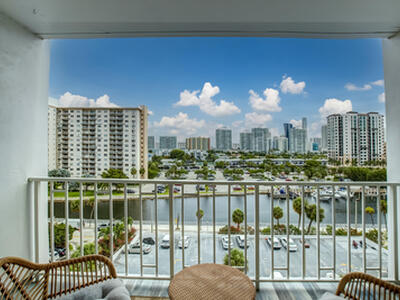 500 Bayview Drive, Sunny Isles Beach, FL 33160