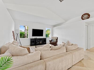 15170 99th Street N, West Palm Beach, FL 33412