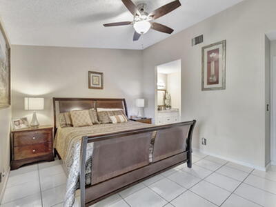 5531 Parkwalk Circle E, Boynton Beach, FL 33472