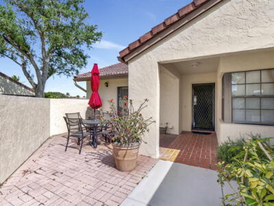 5531 Parkwalk Circle E, Boynton Beach, FL 33472