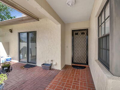 5531 Parkwalk Circle E, Boynton Beach, FL 33472