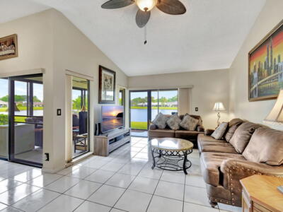 5531 Parkwalk Circle E, Boynton Beach, FL 33472