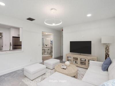 604 SE 4th Avenue, Delray Beach, FL 33483