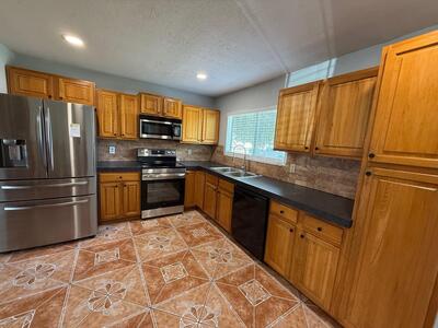 3331 SW Ensley Court, Port Saint Lucie, FL 34953