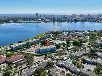 500 Executive Center Drive