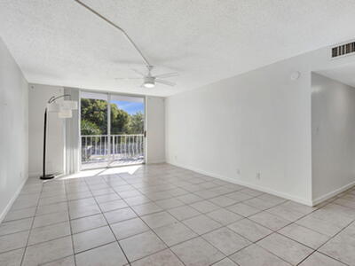500 Executive Center Drive, West Palm Beach, FL 33401