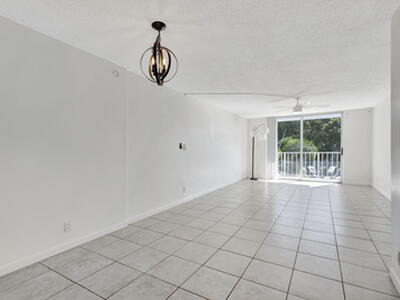 500 Executive Center Drive, West Palm Beach, FL 33401