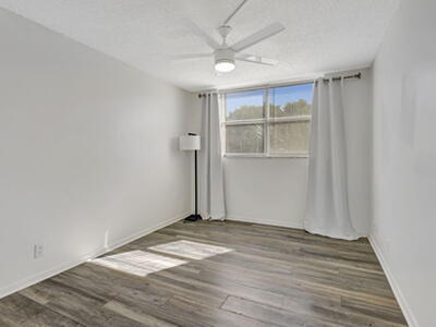 500 Executive Center Drive, West Palm Beach, FL 33401