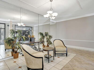 500 Executive Center Drive, West Palm Beach, FL 33401