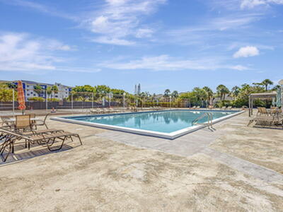 500 Executive Center Drive, West Palm Beach, FL 33401